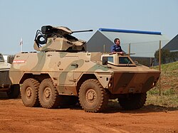 Afstandbeheerde_geskuttoring_op_Ratel,_b,_Waterkloof_Lugmagbasis.jpg
