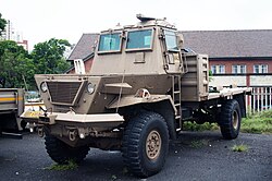 SANDF_Armed_Forces_Day_2017_-_South_African_Army_Samil_50_MPV_flat_bed_(33006676456).jpg