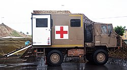 SANDF_Armed_Forces_Day_2017_-_South_African_Military_Health_Service_Samil_20_ambulance_(328925...jpg