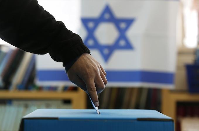 2013-01-22T112751Z_1532753541_GM1E91M1HZP01_RTRMADP_3_ISRAEL-ELECTION.jpg