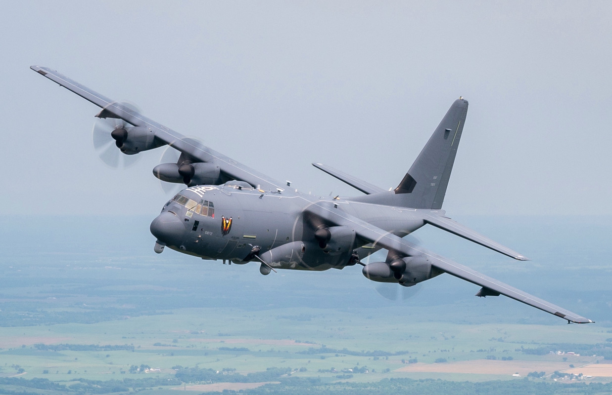 AC-130-5872.jpg