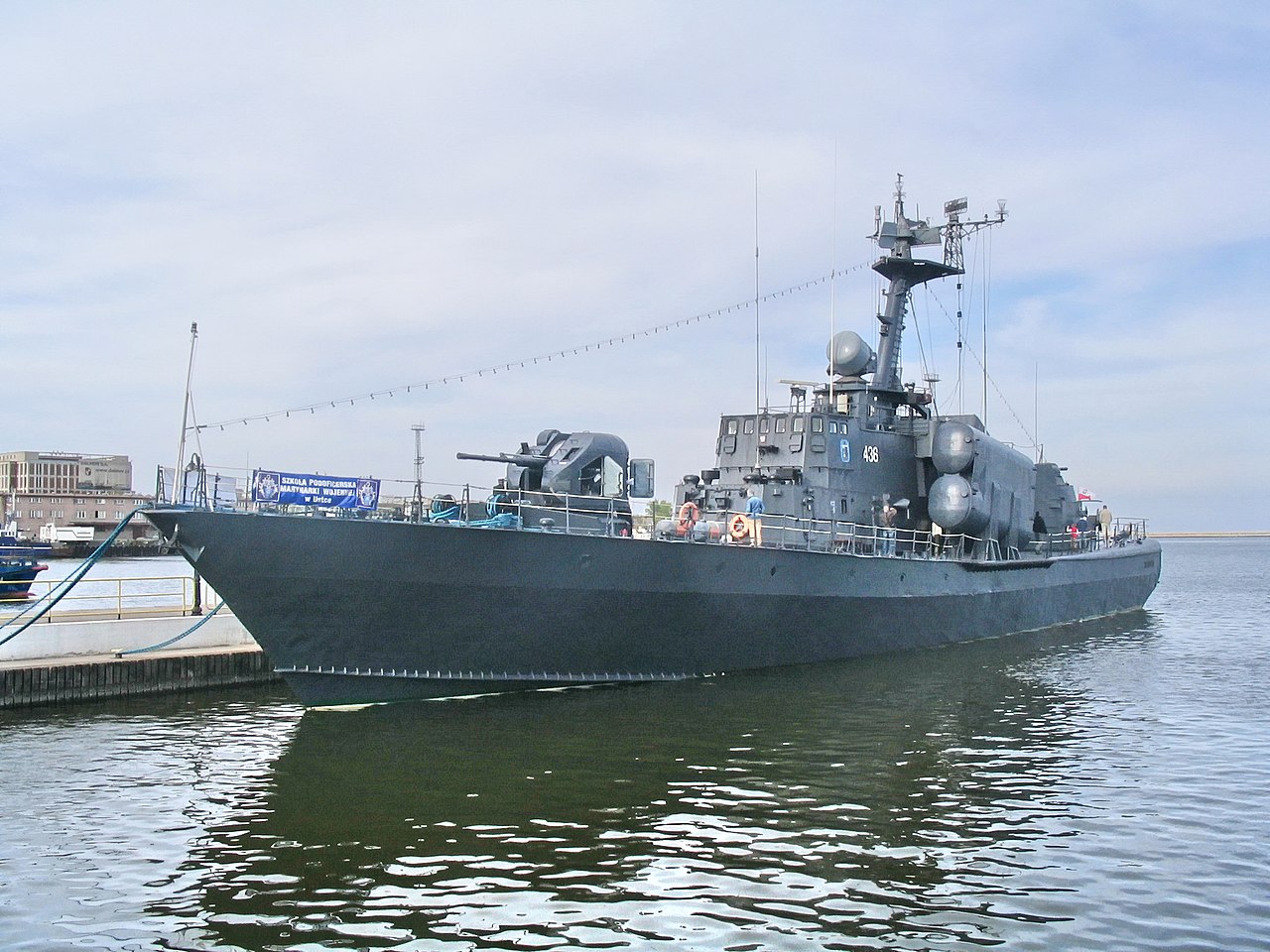 1280px-ORP_Metalowiec_in_Gdynia.JPG