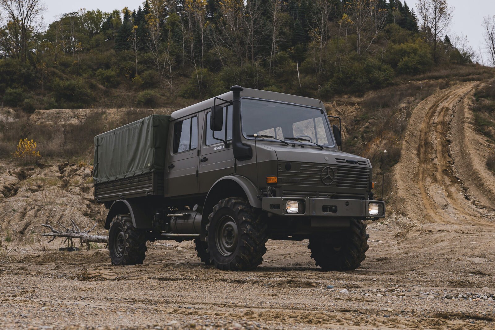 Unimog-437-1600x1067.jpg