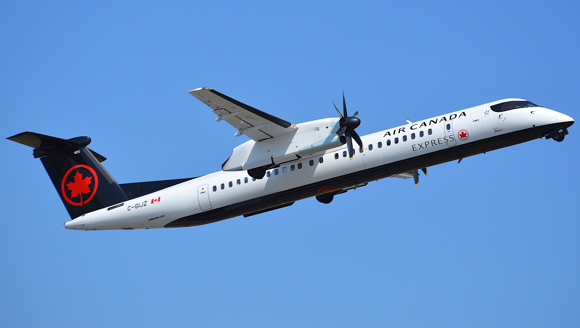 1920px-AirCanadaExpressDash8-Q400C-GIJZ_YYJAugust2019.jpg