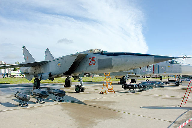 640px-Mig-25.jpg