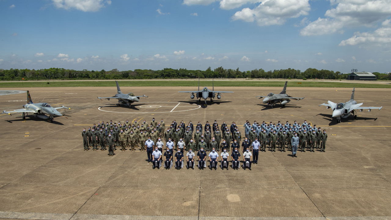 THai-Air-Force-jpg-Personnel.jpg