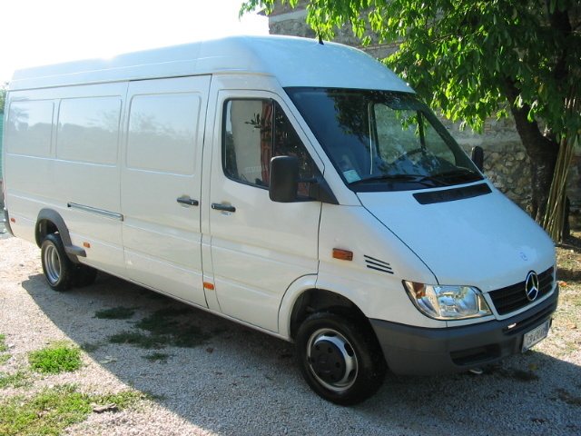 2003_mercedes-benz_sprinter-pic-65605-1600x1200.jpeg