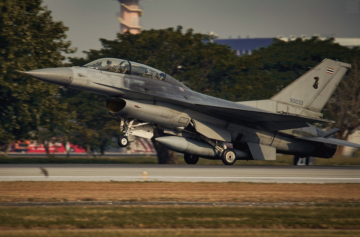 Thai-F-16-BM-e-MLU.png