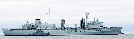 450px-HMCS_Protecteur_with_tug.jpg