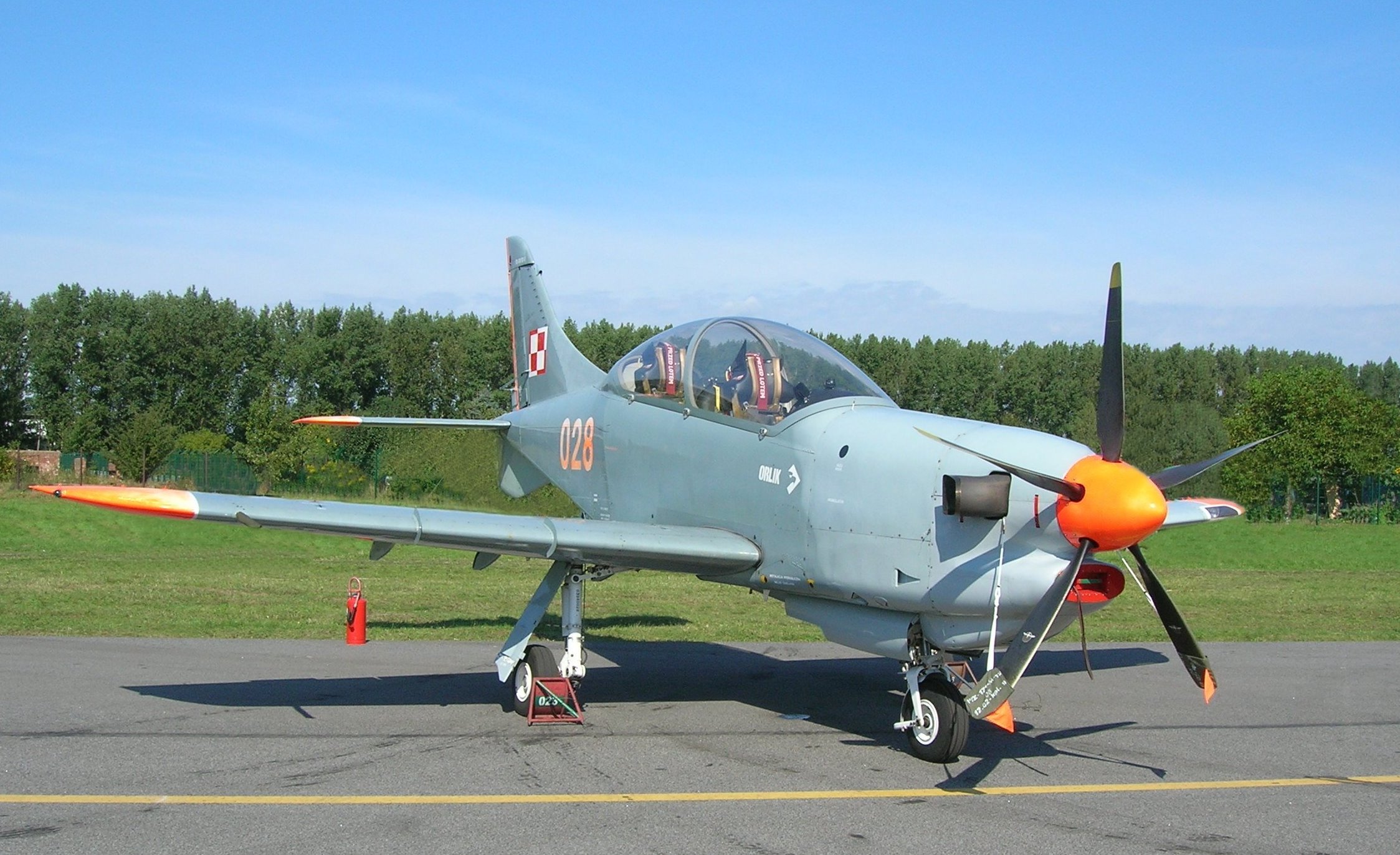 PZL-130_Orlik_2b.jpg