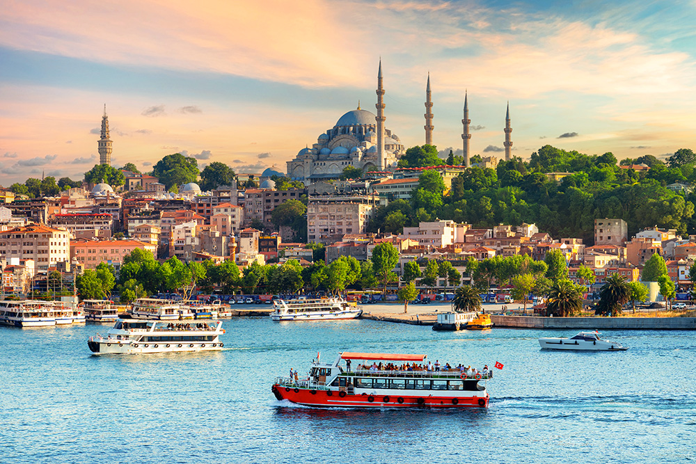 BCC-2023-EXPLORER-Istanbul-Fun-things-to-do-in-Istanbul-HEADER-MOBILE.jpg