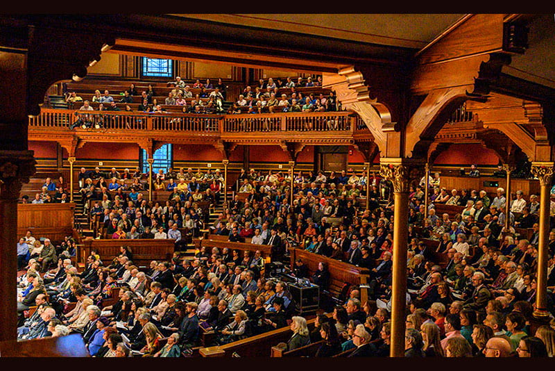 Zamir-Chorale-audience.jpg