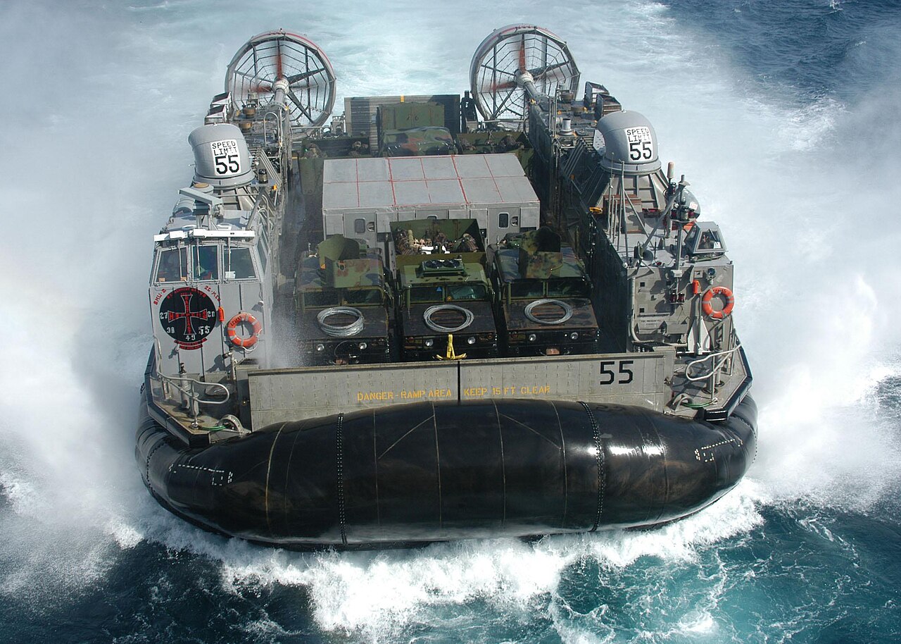 1280px-LCAC-55_maneuvers_to_enter_the_well_deck.jpg