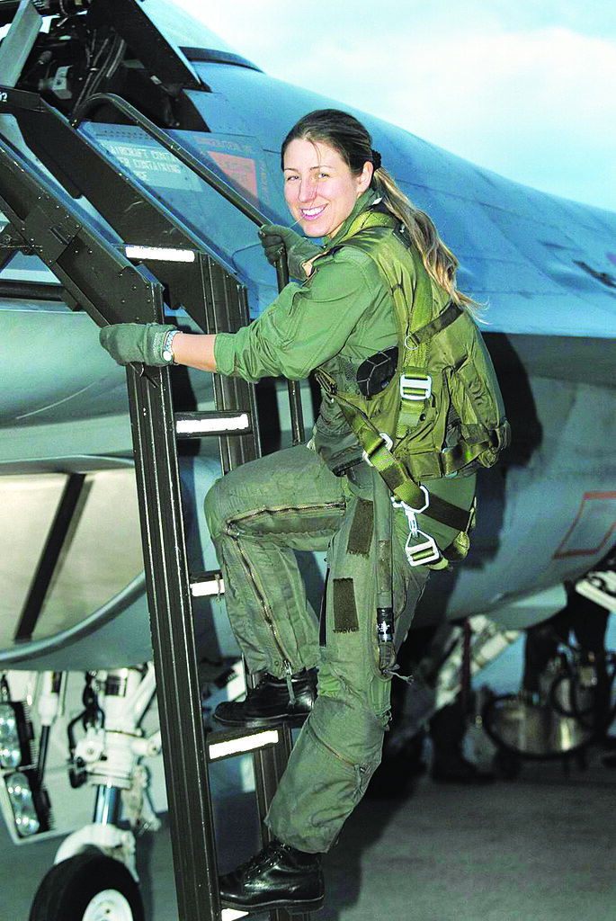 Turkish-fighter-pilot-Berna-Şen.jpg