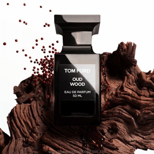 Tom-Ford-Oud-Wood.png
