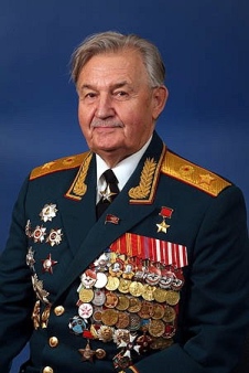 Valentin_Varennikov.jpg