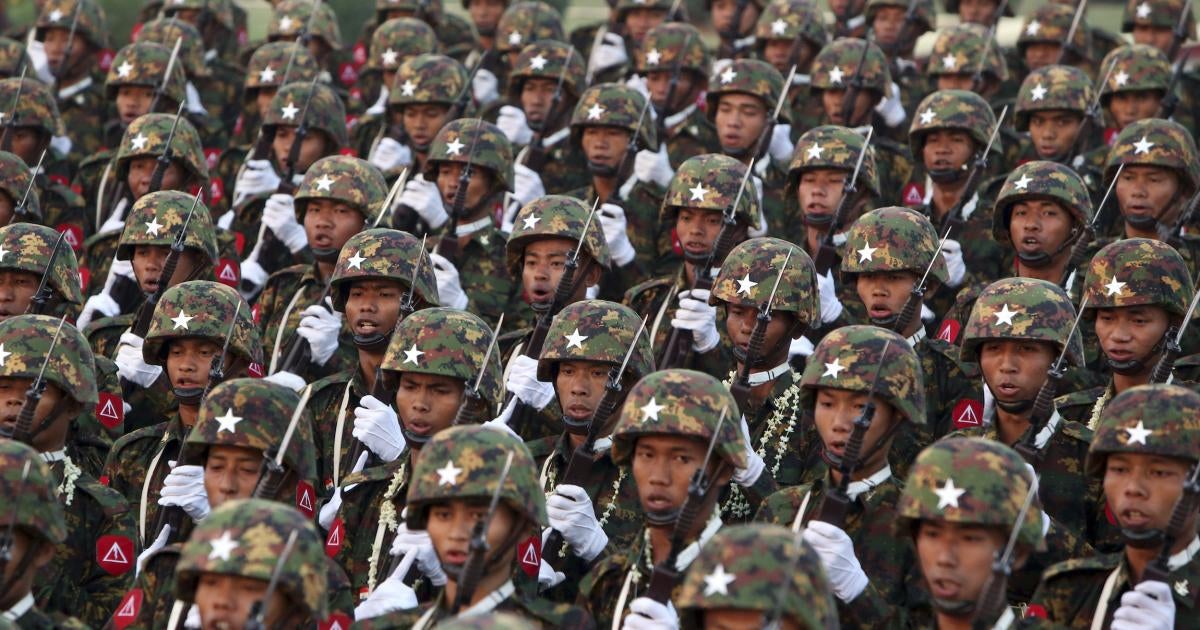 202305asia-myanmar-soldiers-marching.jpg