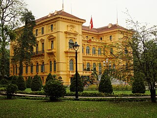 320px-Presidential_Palace_of_Vietnam.jpg