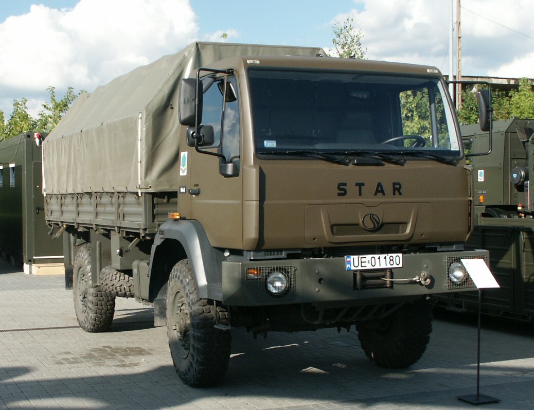 Star944_MSPO2004_PICT0087.jpg