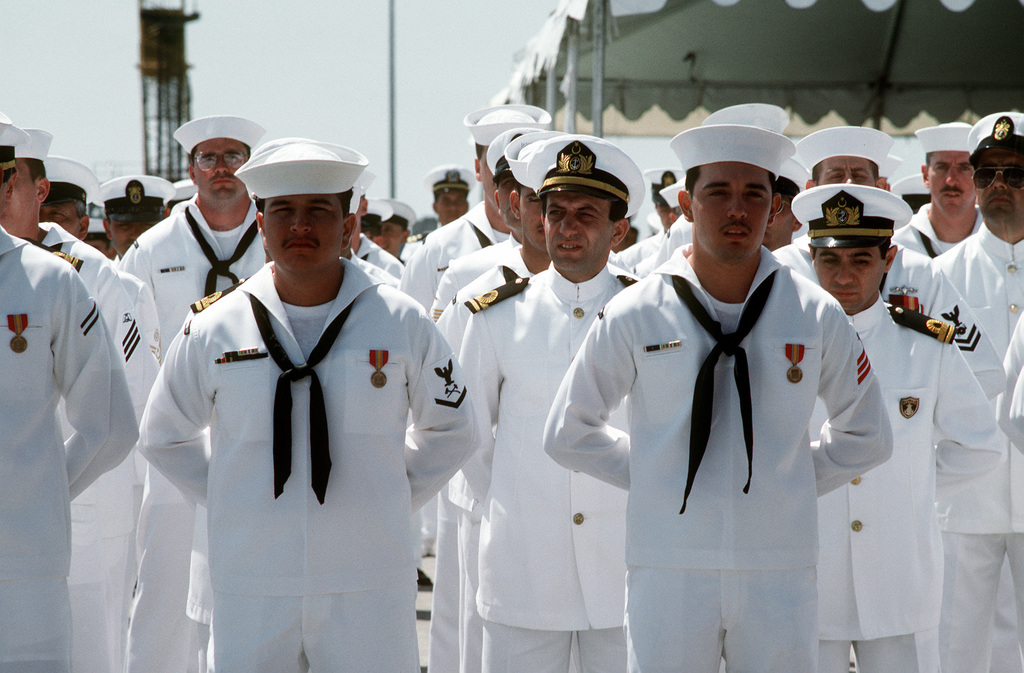 us-and-turkish-navy-personnel-stand-in-formation-during-the-decommissioningtransfer-3416cd-1024.jpg