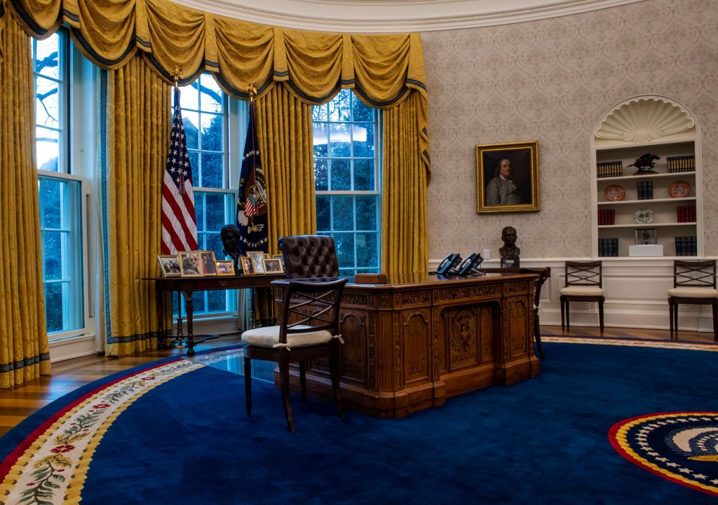 view-of-the-resolute-desk-seen-during-an-early-preview-of-news-photo-1611247377.