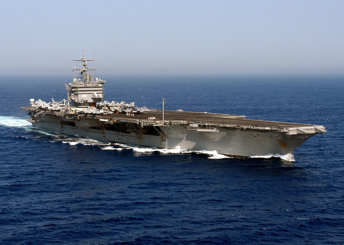 USS-Enterprise-CVN-65-underway-in-the-Atlantic-Ocean-on-14-June-2004-040614-N-0119-G-020.jpg