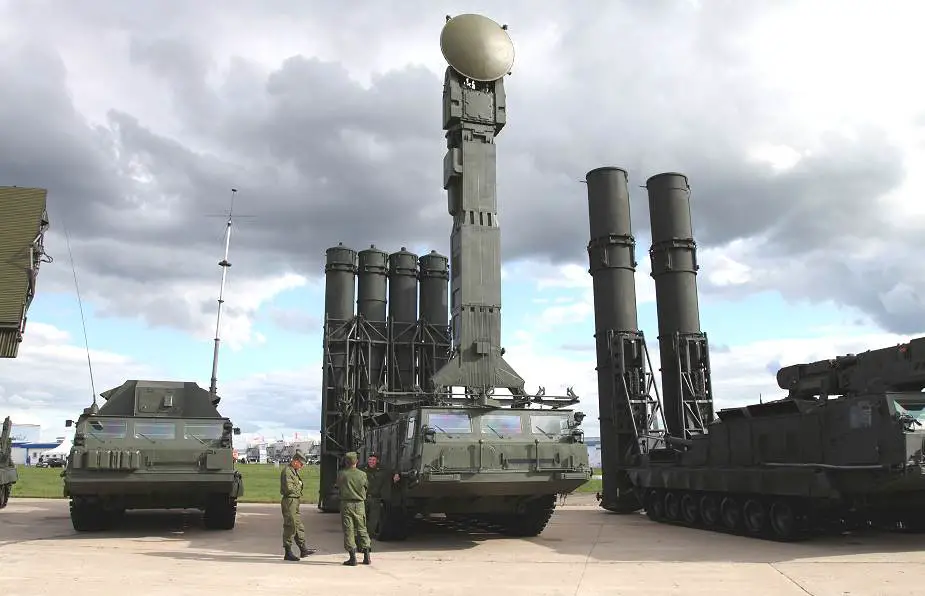 S-300-V-9-K81-Antey-300-SA-12-ground-to-air-defence-missile-system-Russia-925-001.webp