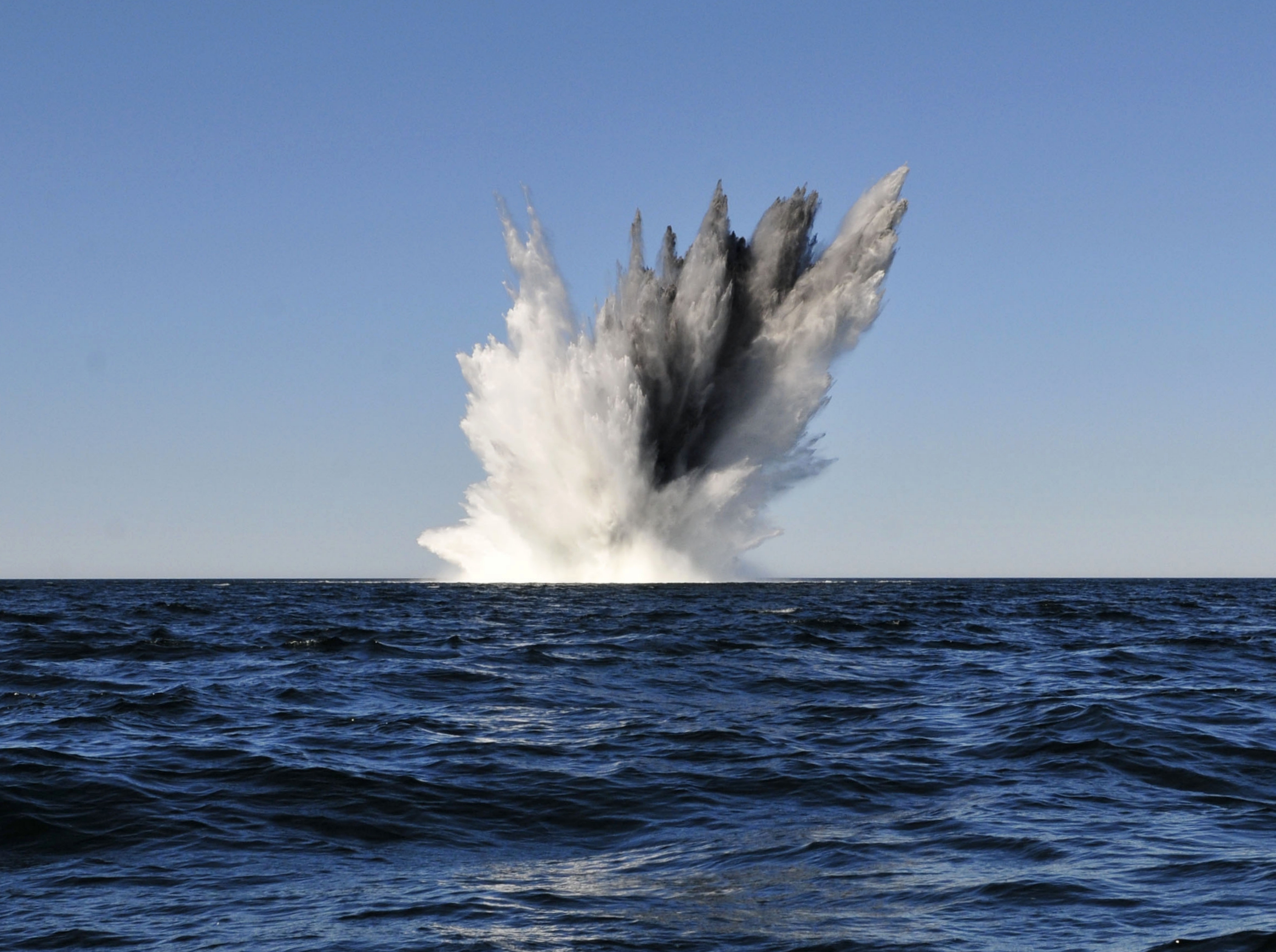 Explosion_of_WWII_mine_in_the_Baltic_Sea_in_2014.JPG