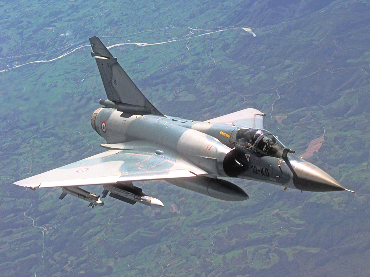 Mirage_2000C_in-flight_2_%28cropped%29.jpg