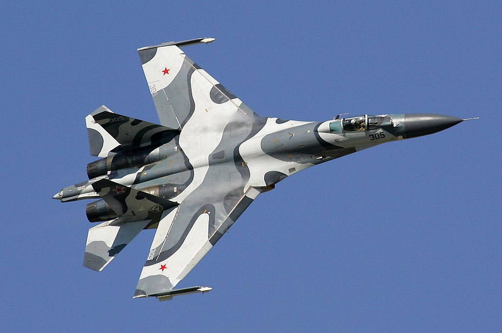 1024px-Sukhoi_Su-27SKM_at_MAKS-2005_airshow.jpg