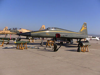 320px-An_IRIAF_HESA_Azarakhsh_in_Vahdati_Airbase_Air_Show.JPG