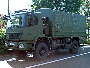 302px-Mercedes_Benz_Axor_1829_A_4x4_Bundeswehr.jpg