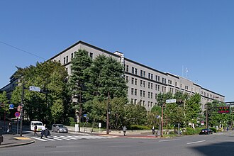 330px-Ministry-of-Finance-Japan-03.jpg