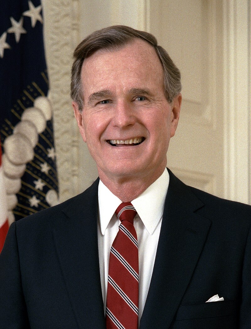 800px-George_H._W._Bush_presidential_portrait_%28cropped%29.jpg