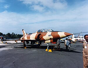 300px-HAL_%28Hindustan_Aeronautics%29%2C_HF-24%2C_Marut_%287585415088%29.jpg