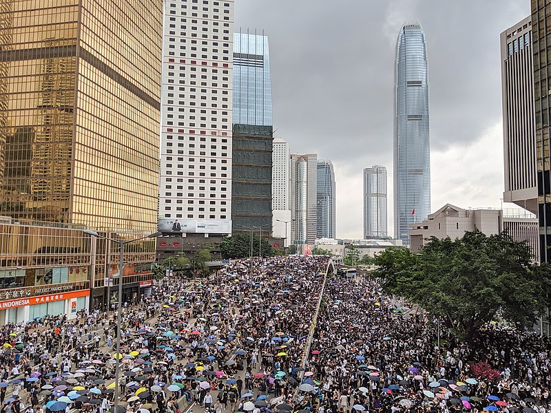 800px-Hong_Kong_anti-extradition_bill_protest_%2848108527758%29.jpg